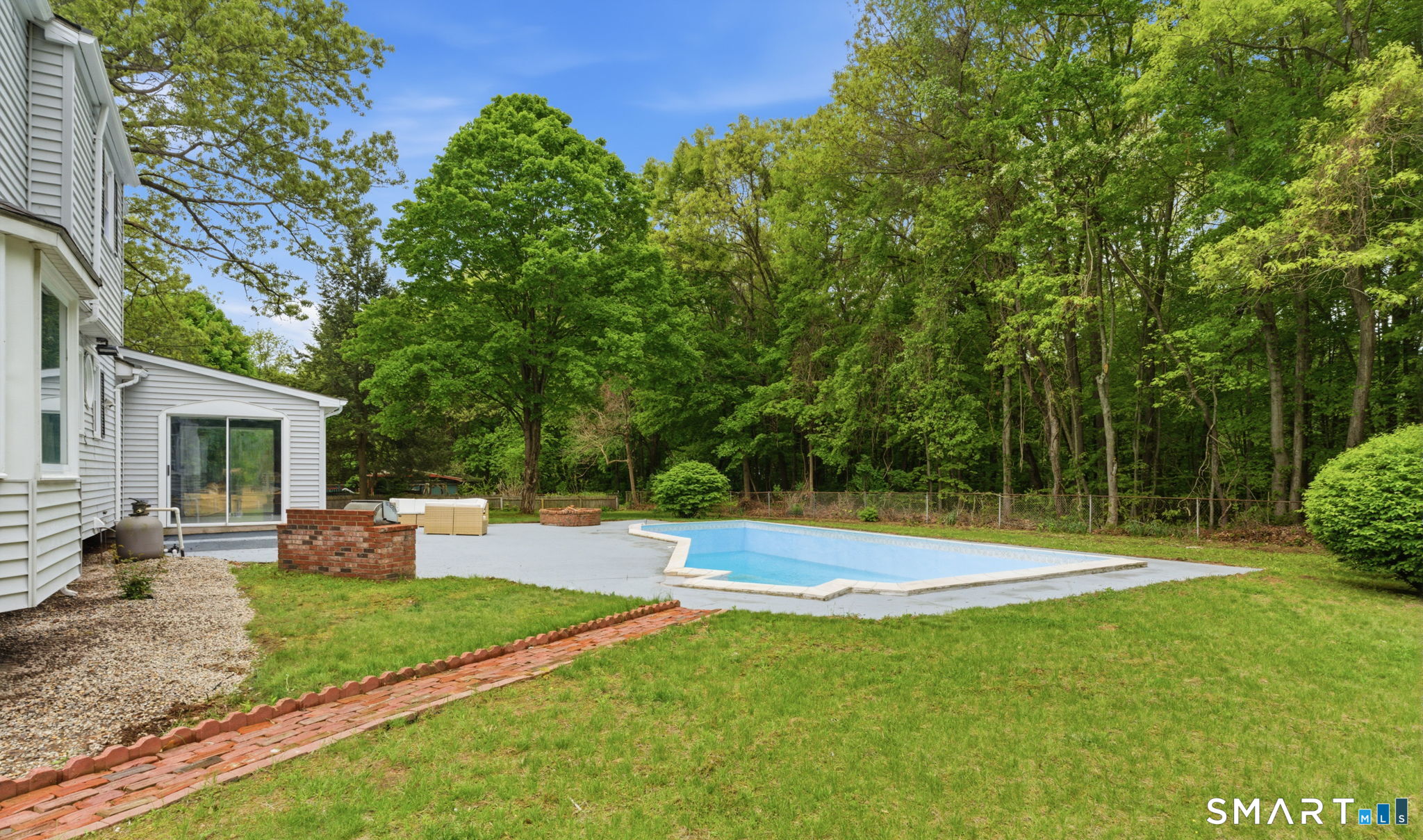 35 Hollow Brook Road Windsor CT 06095