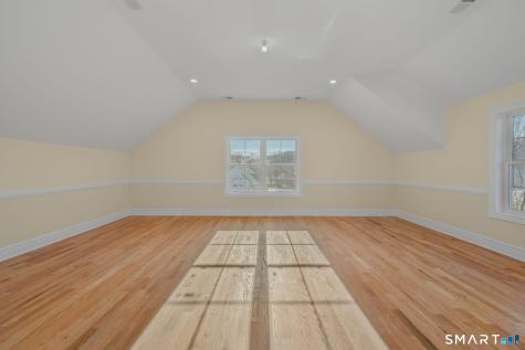 4 Jans Way Guilford CT 06437