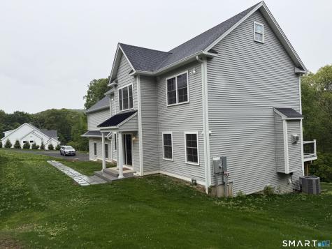 4 Jans Way Guilford CT 06437