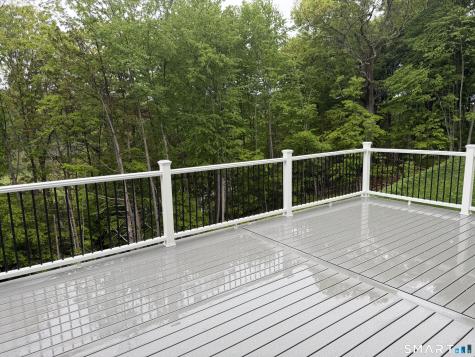 4 Jans Way Guilford CT 06437