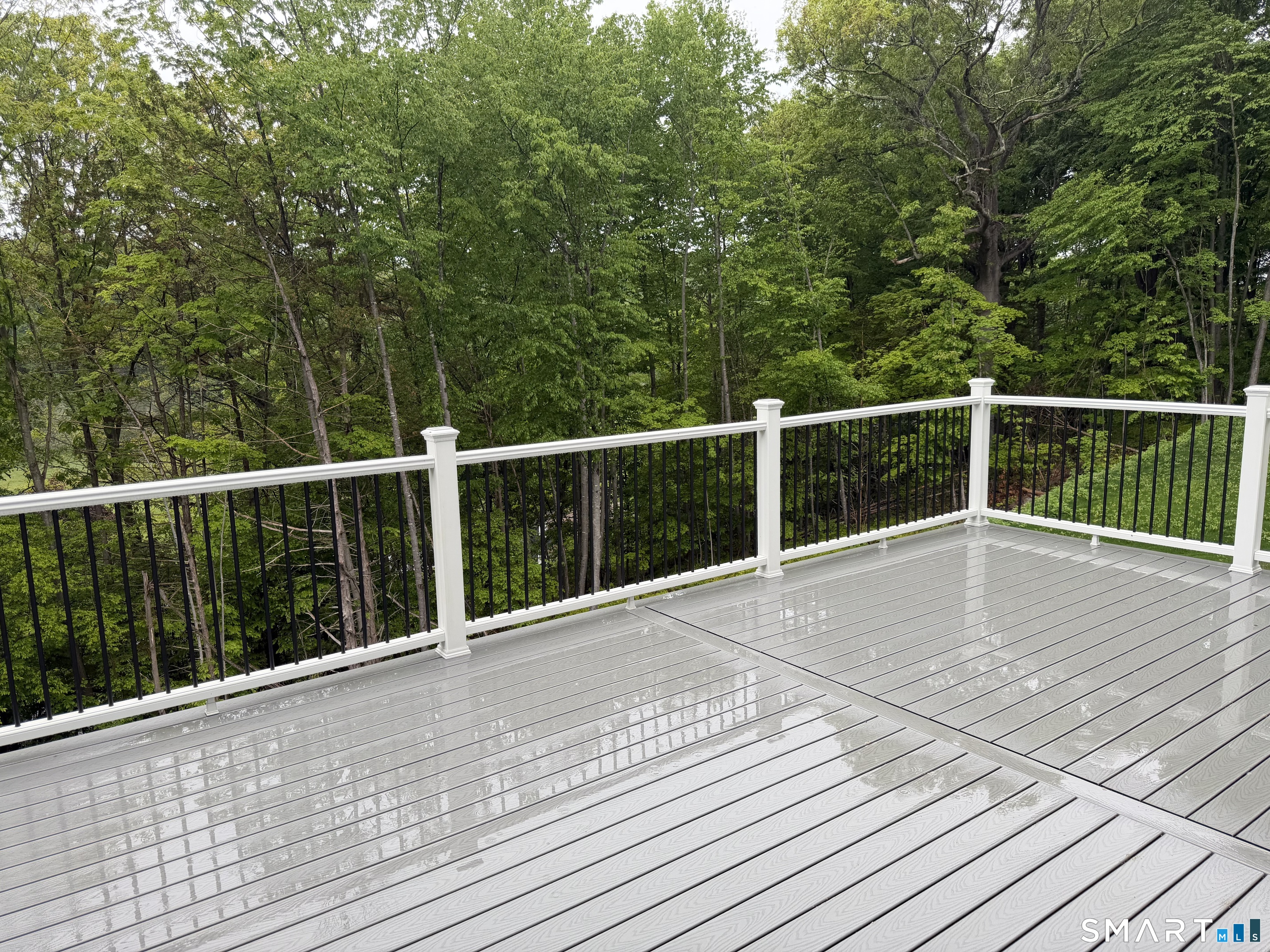 4 Jans Way Guilford CT 06437