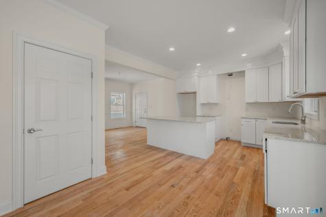 4 Jans Way Guilford CT 06437