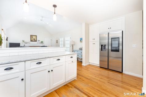 54 Pleasant Valley Road Clinton CT 06413