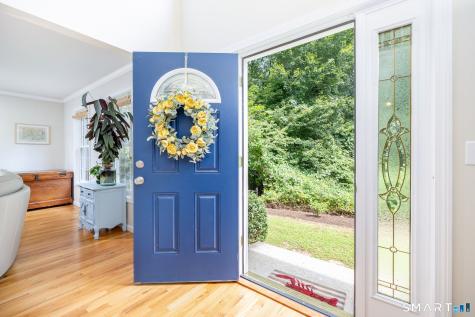 54 Pleasant Valley Road Clinton CT 06413