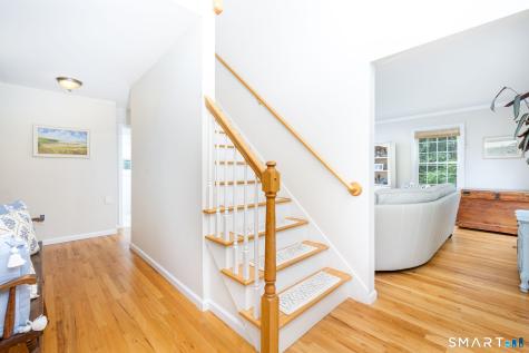 54 Pleasant Valley Road Clinton CT 06413