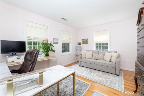 54 Pleasant Valley Road Clinton CT 06413