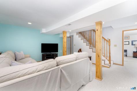 54 Pleasant Valley Road Clinton CT 06413