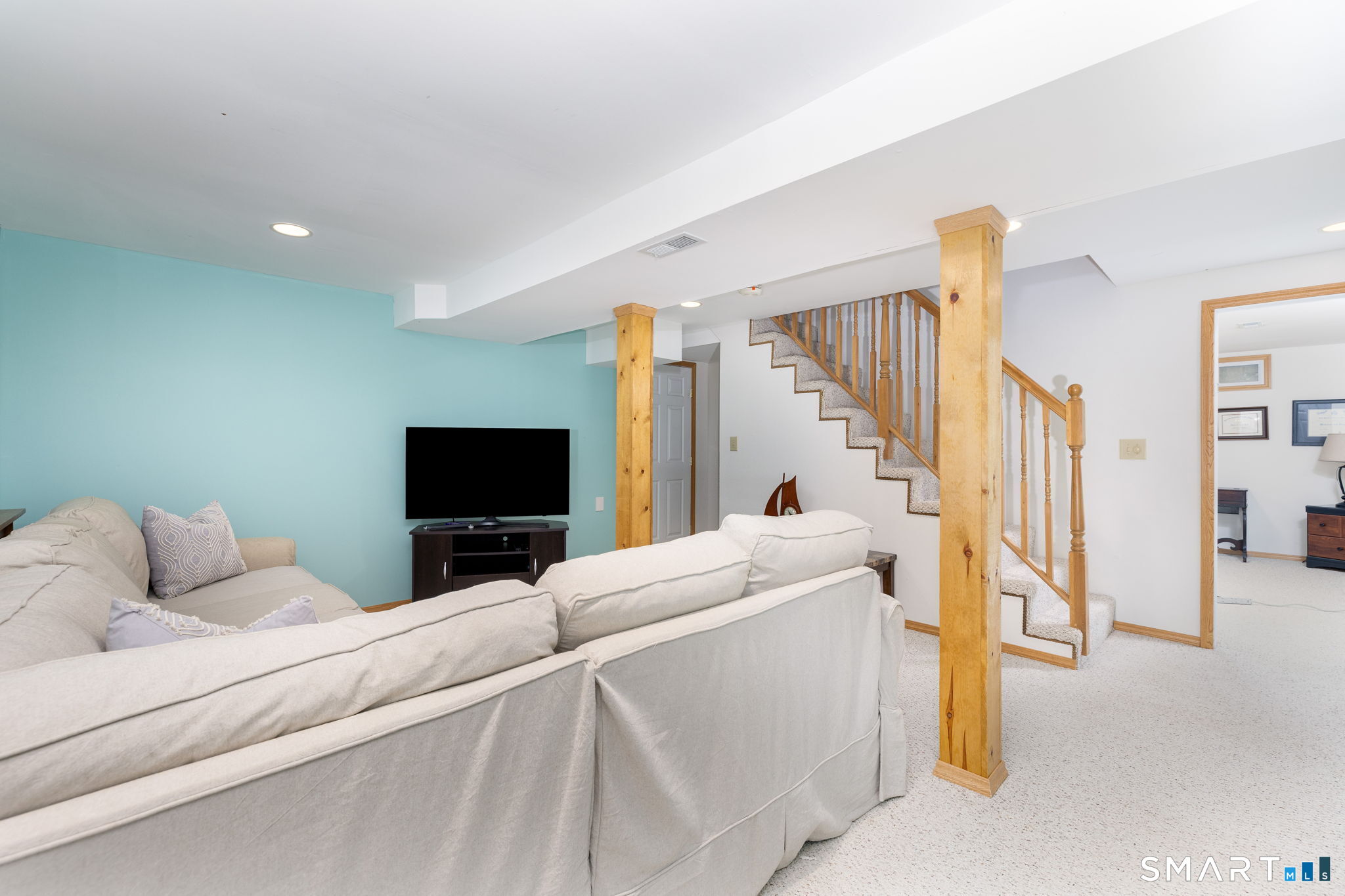 54 Pleasant Valley Road Clinton CT 06413