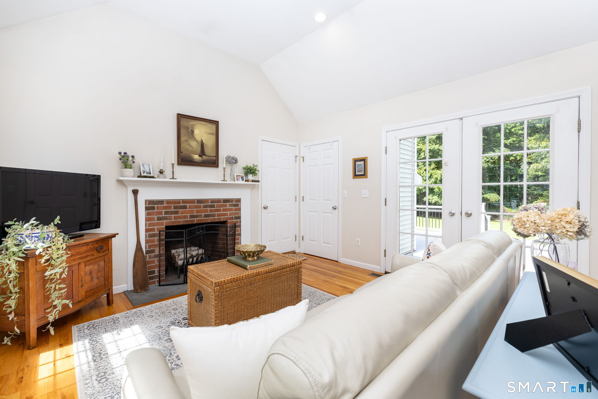 54 Pleasant Valley Road Clinton CT 06413