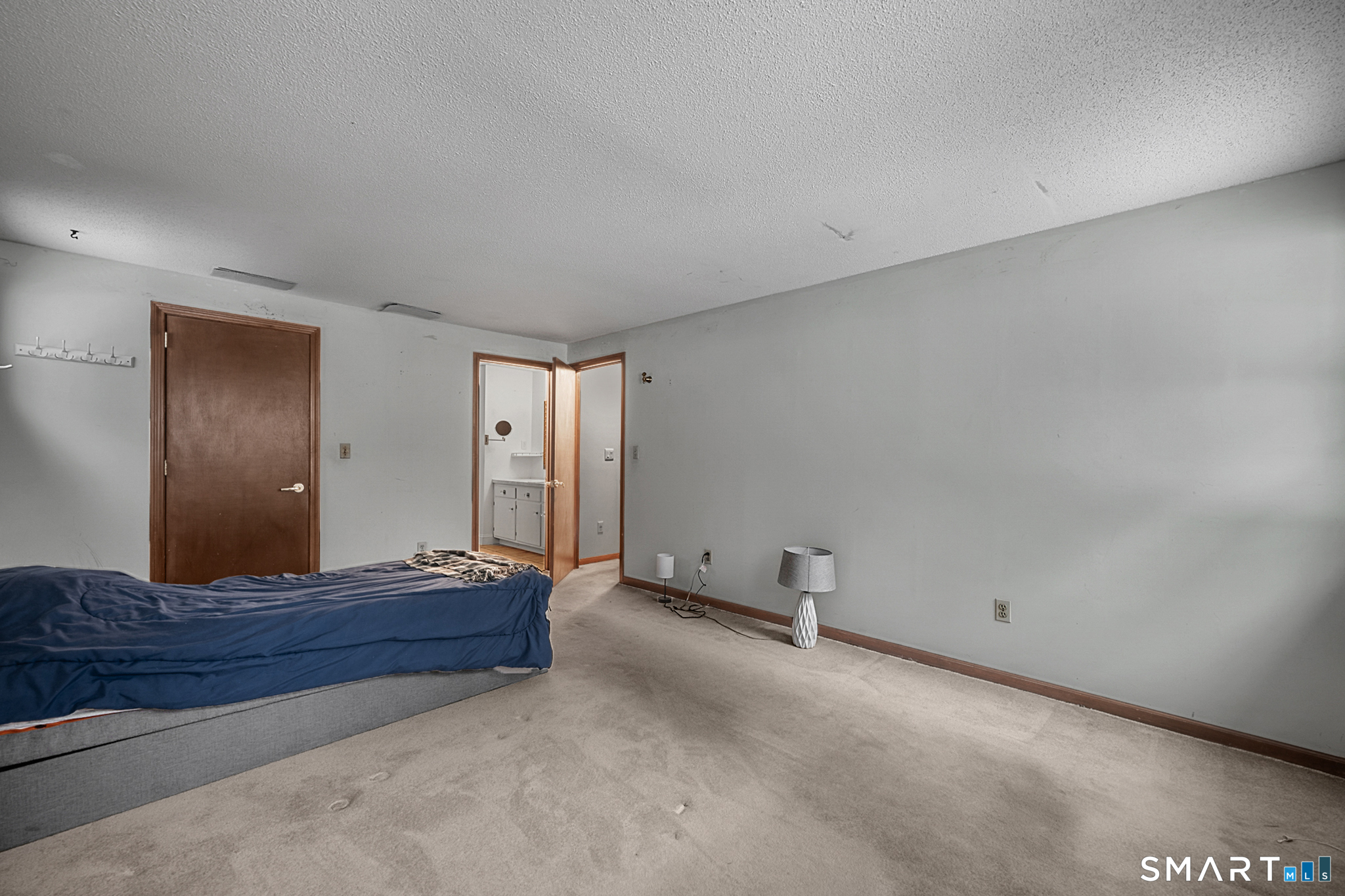 40 Homestead Lane Avon CT 06001