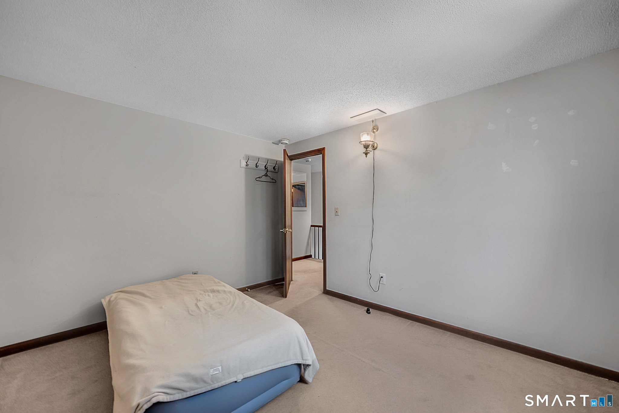 40 Homestead Lane Avon CT 06001