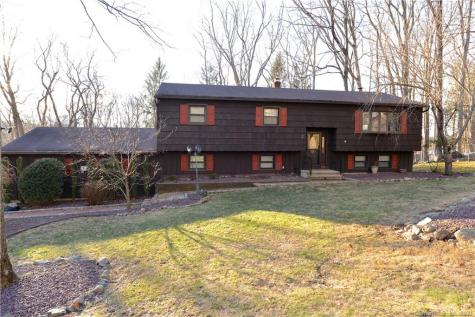 2 Roberts Drive Bethel CT 06801