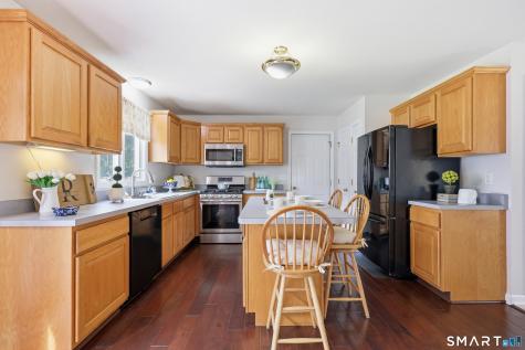 279 Congdon Street Middletown CT 06457
