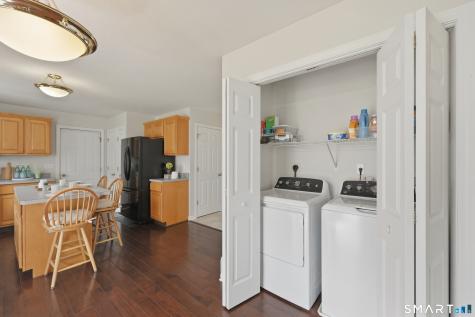 279 Congdon Street Middletown CT 06457