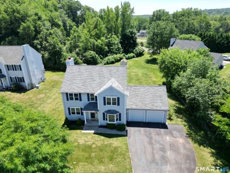 279 Congdon Street Middletown CT 06457