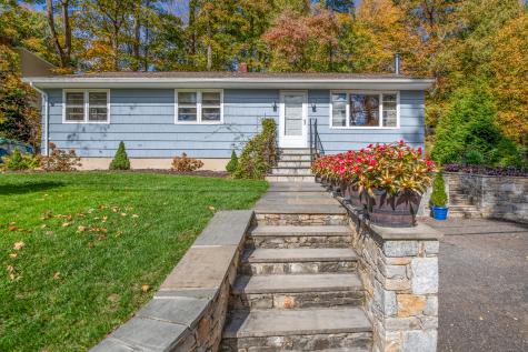 43 Cedar Circle Beacon Falls CT 06403
