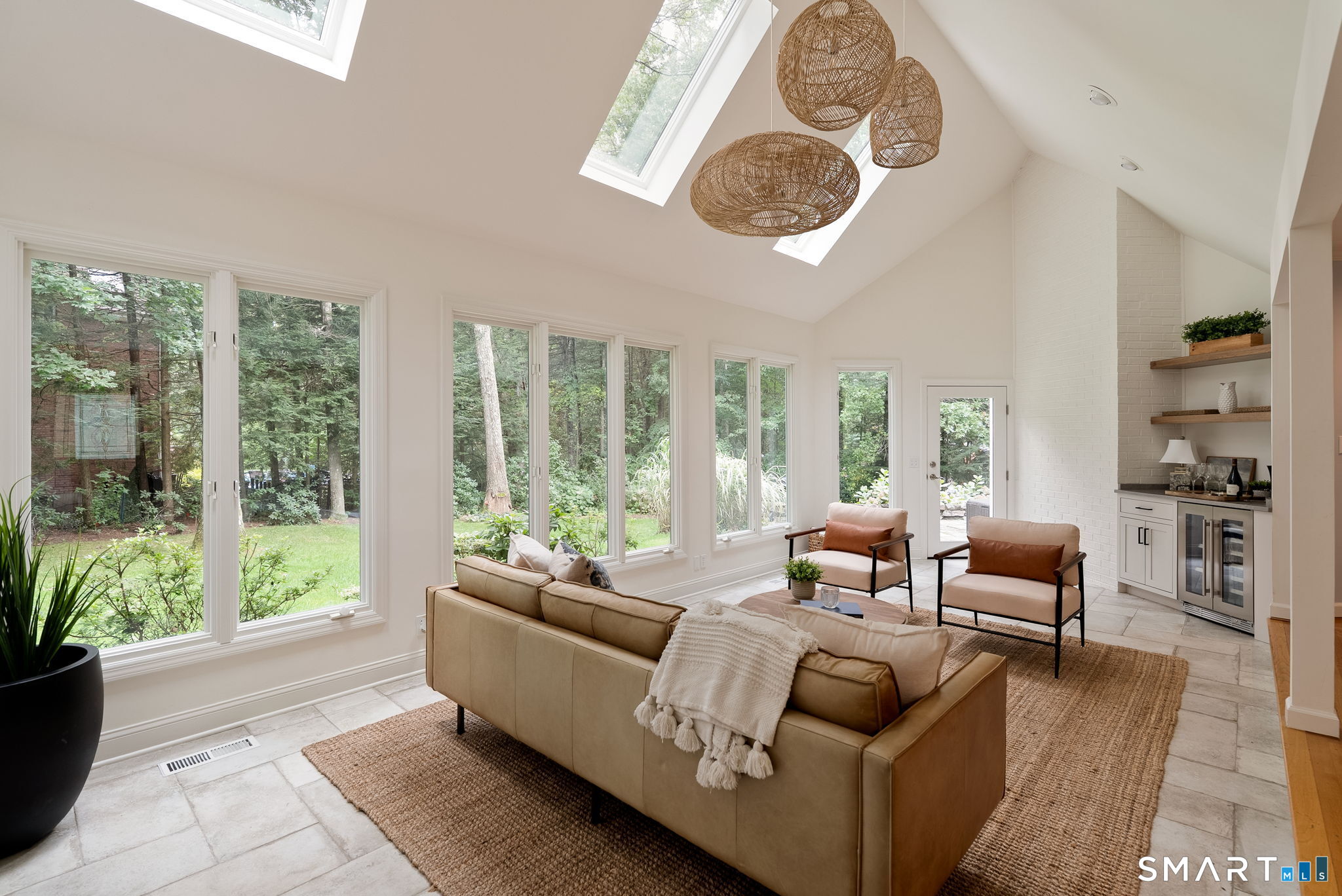 4 Windsor Court Farmington CT 06032