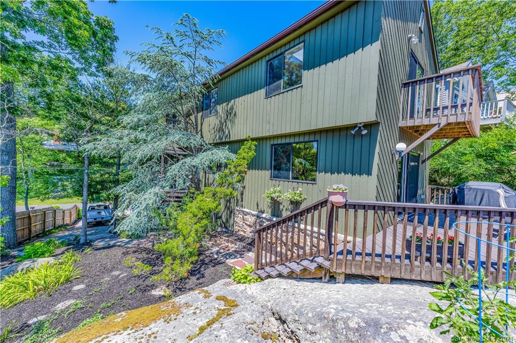 33 Meadow Street East Haven CT 06512