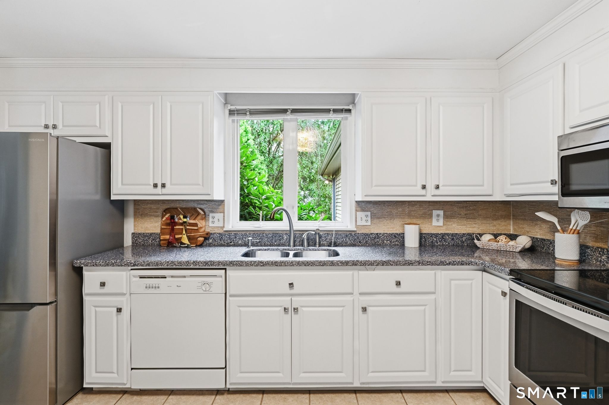 30 Riverview Drive Suffield CT 06078
