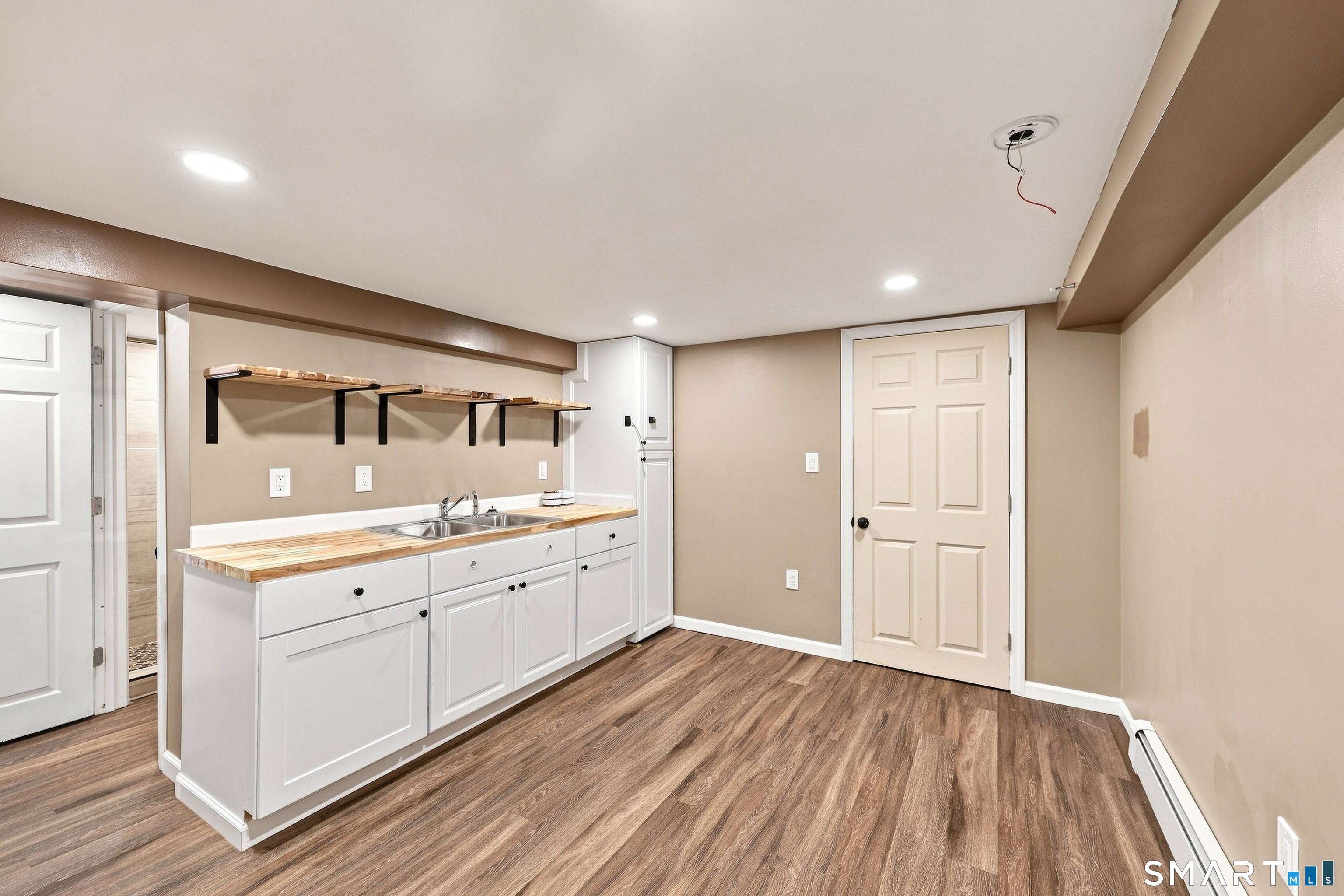 58 Circle Drive Windsor Locks CT 06096