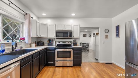 36 Smith Street Seymour CT 06483