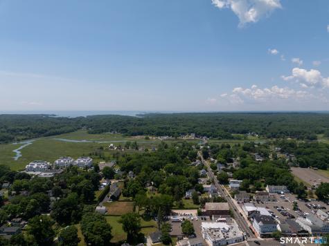 920 Nut Plains Road Guilford CT 06437