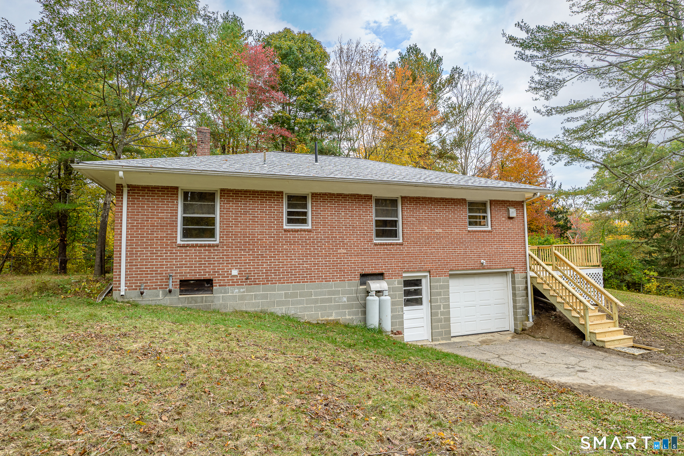 725 South Frontage Road Killingly CT 06239