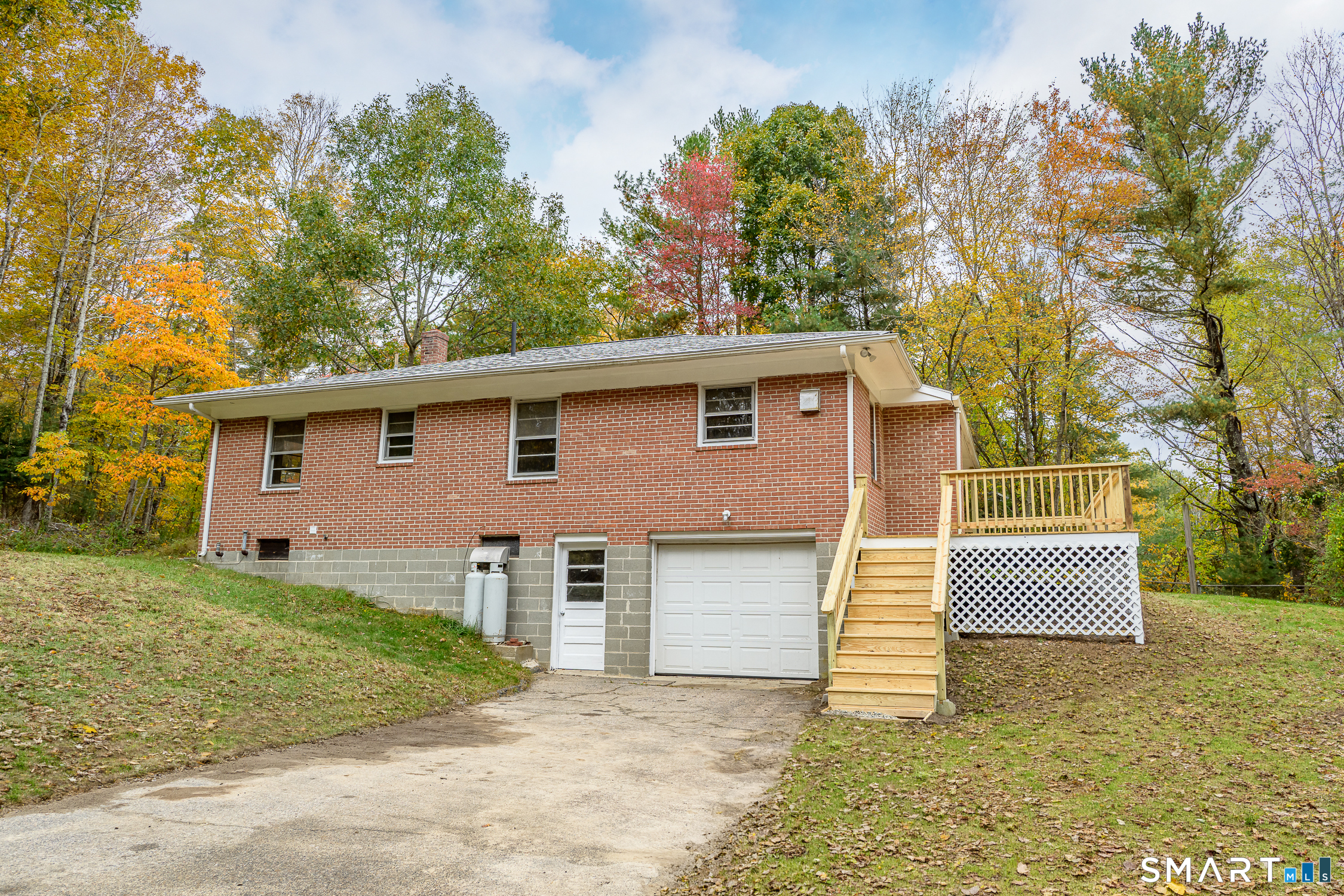 725 South Frontage Road Killingly CT 06239