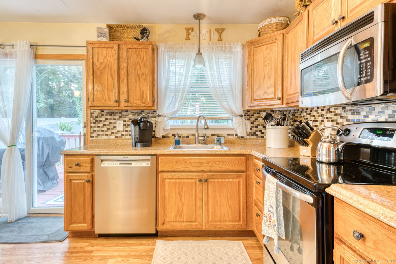 78 Edgecomb Street Hamden CT 06517
