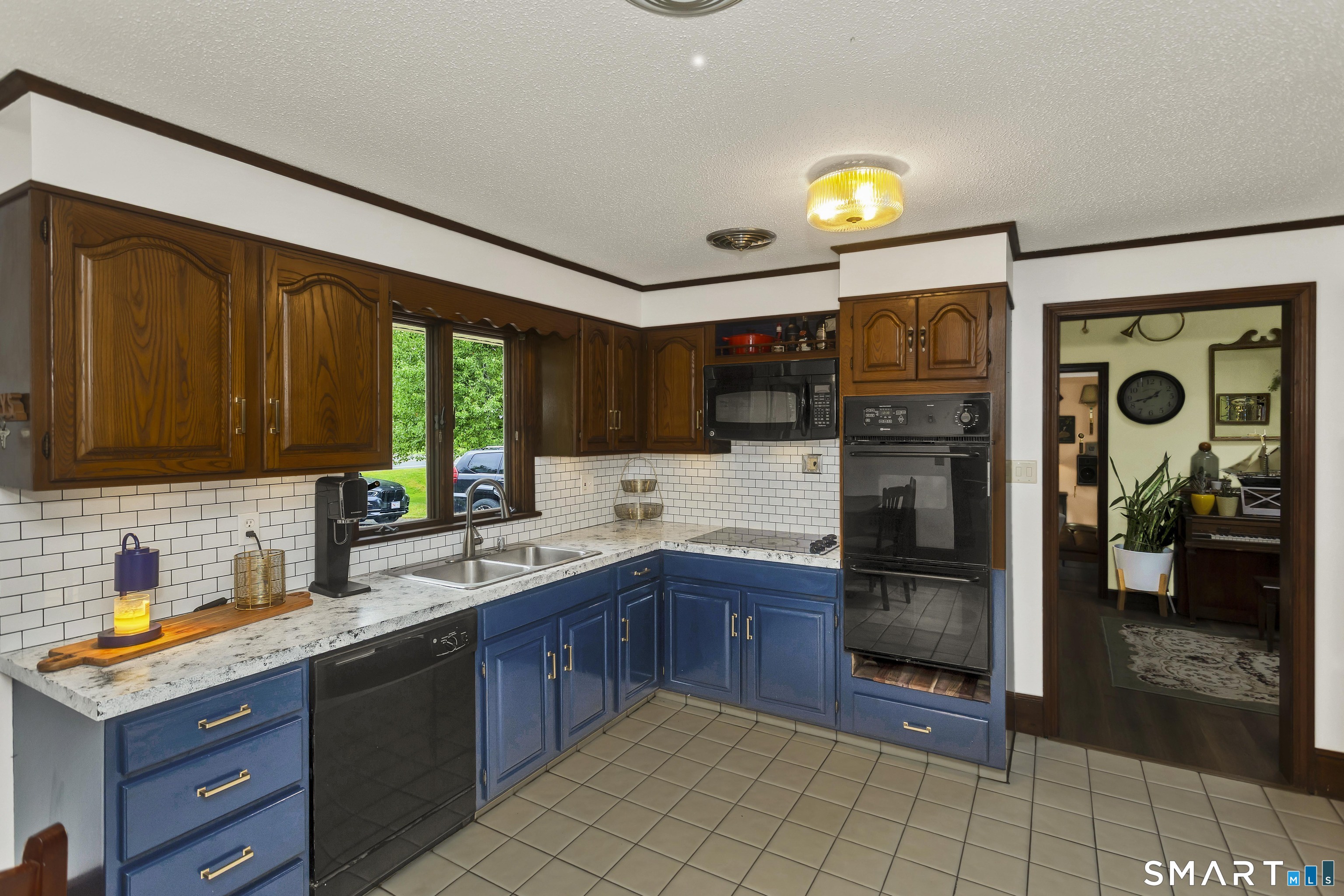 890 North Street Suffield CT 06078