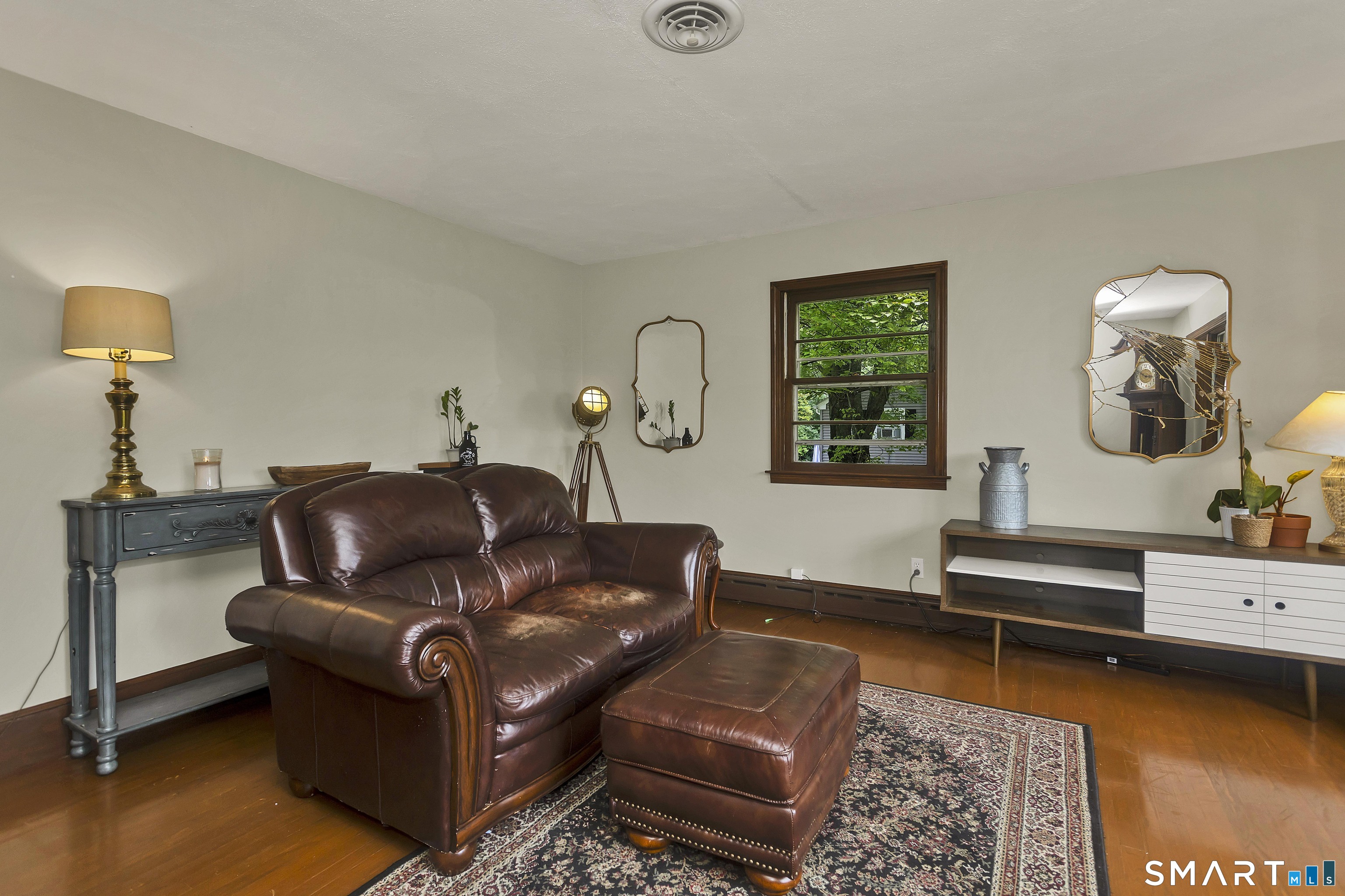 890 North Street Suffield CT 06078