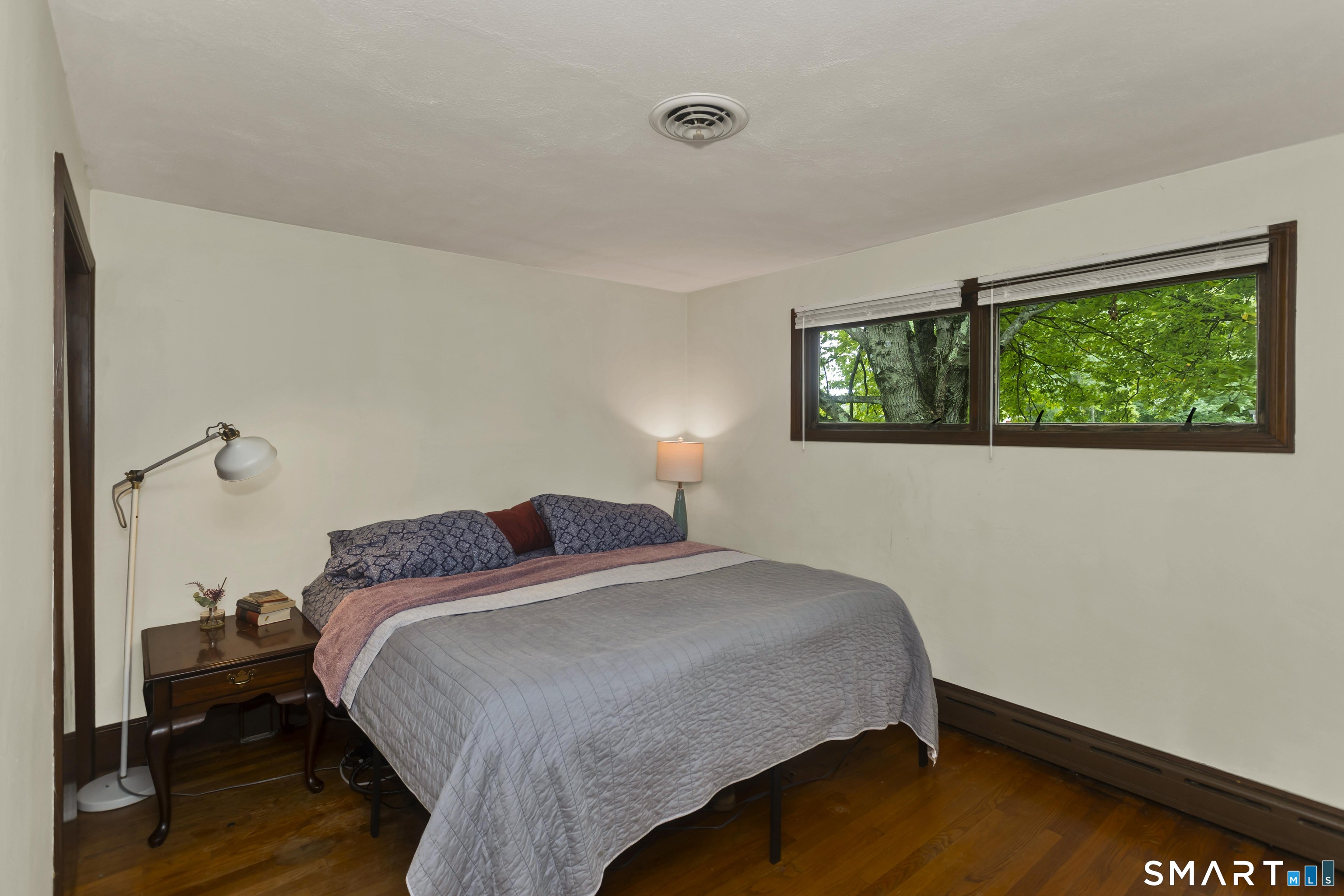 890 North Street Suffield CT 06078