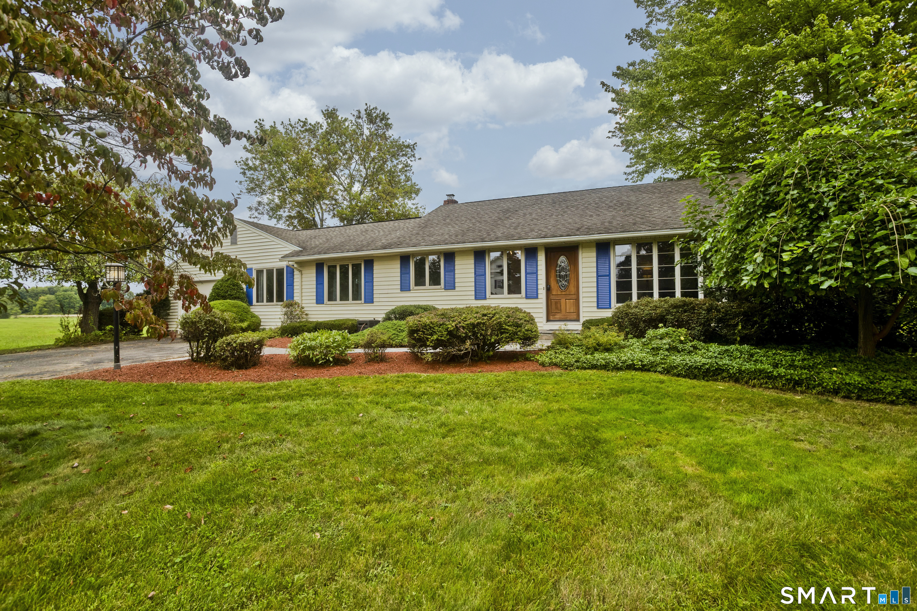 890 North Street Suffield CT 06078