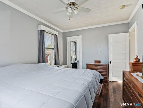 64 Glendale Avenue Bridgeport CT 06606