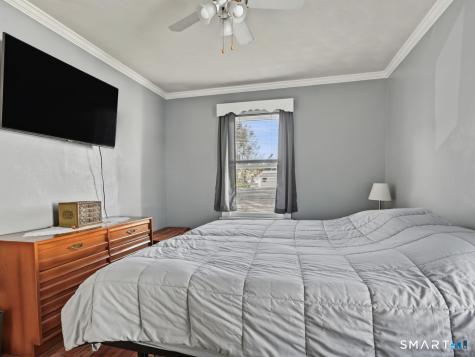 64 Glendale Avenue Bridgeport CT 06606