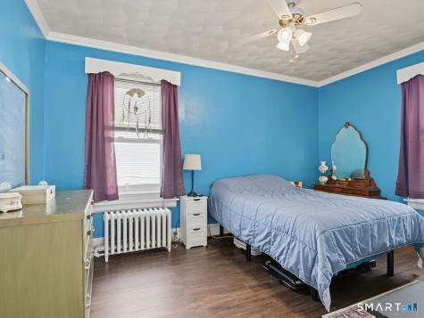 64 Glendale Avenue Bridgeport CT 06606