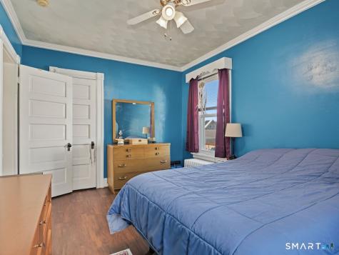 64 Glendale Avenue Bridgeport CT 06606