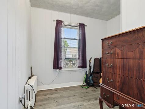 64 Glendale Avenue Bridgeport CT 06606