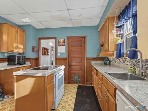 64 Glendale Avenue Bridgeport CT 06606