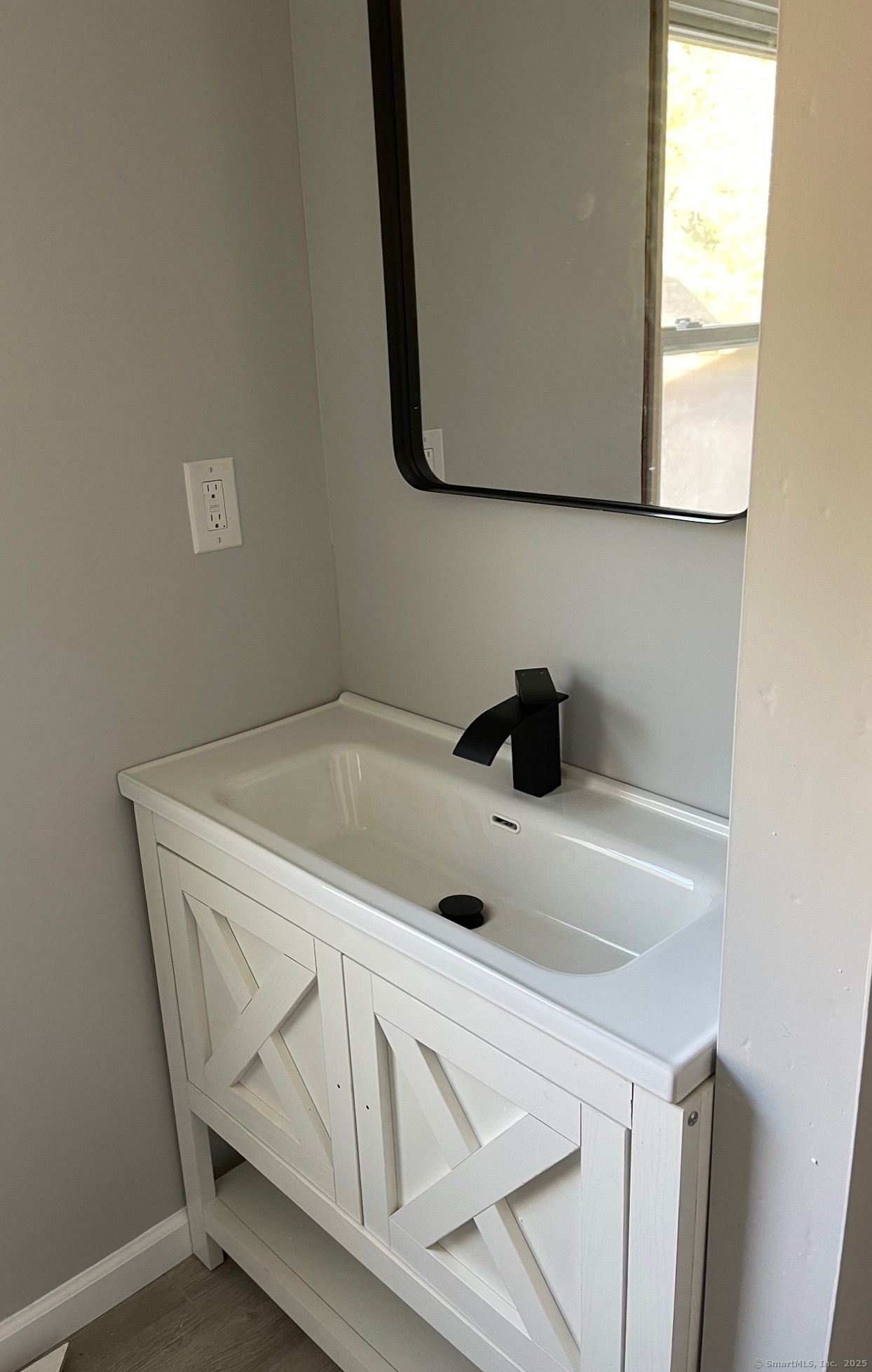 70 Tunxis Avenue Bloomfield CT 06002