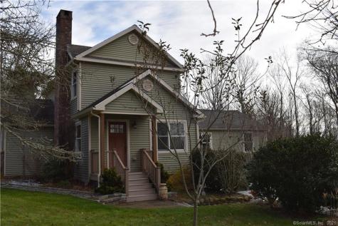 16 Straits Turnpike Lane Morris CT 06763