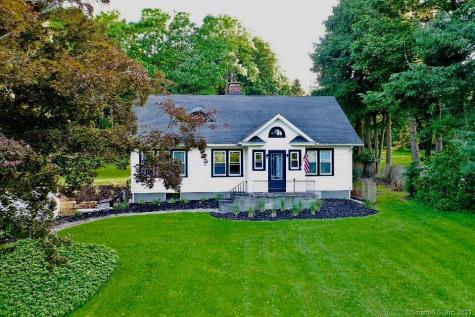 12 Elm Drive Newtown CT 06470