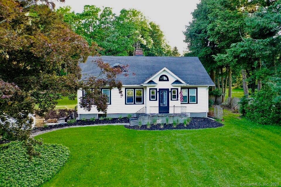 12 Elm Drive Newtown CT 06470