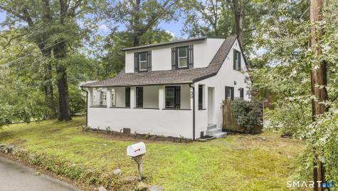 30 Barbara Avenue East Hampton CT 06424