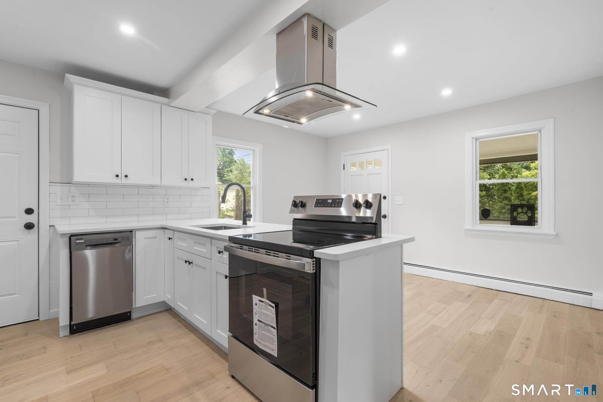30 Barbara Avenue East Hampton CT 06424