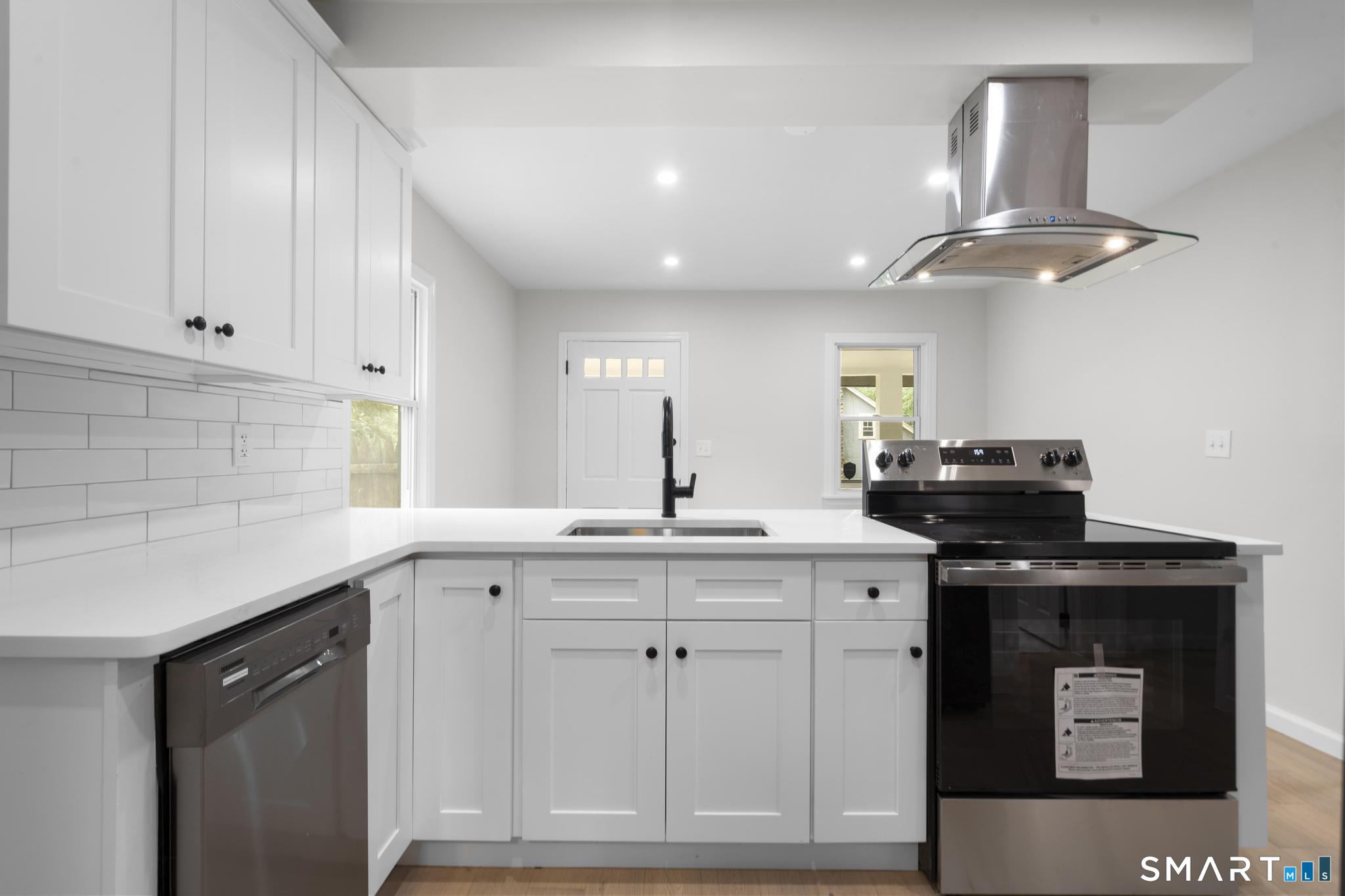 30 Barbara Avenue East Hampton CT 06424