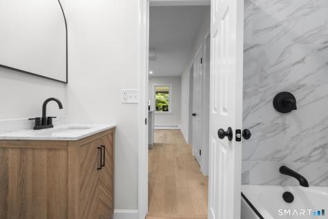 30 Barbara Avenue East Hampton CT 06424