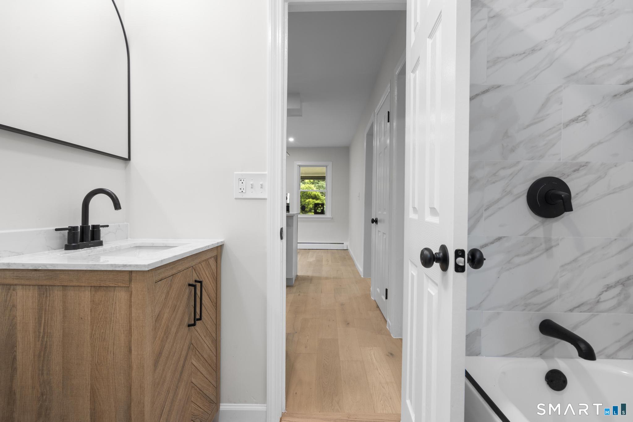 30 Barbara Avenue East Hampton CT 06424
