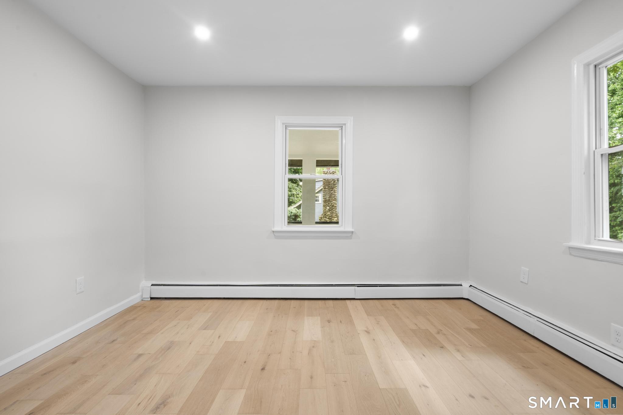 30 Barbara Avenue East Hampton CT 06424