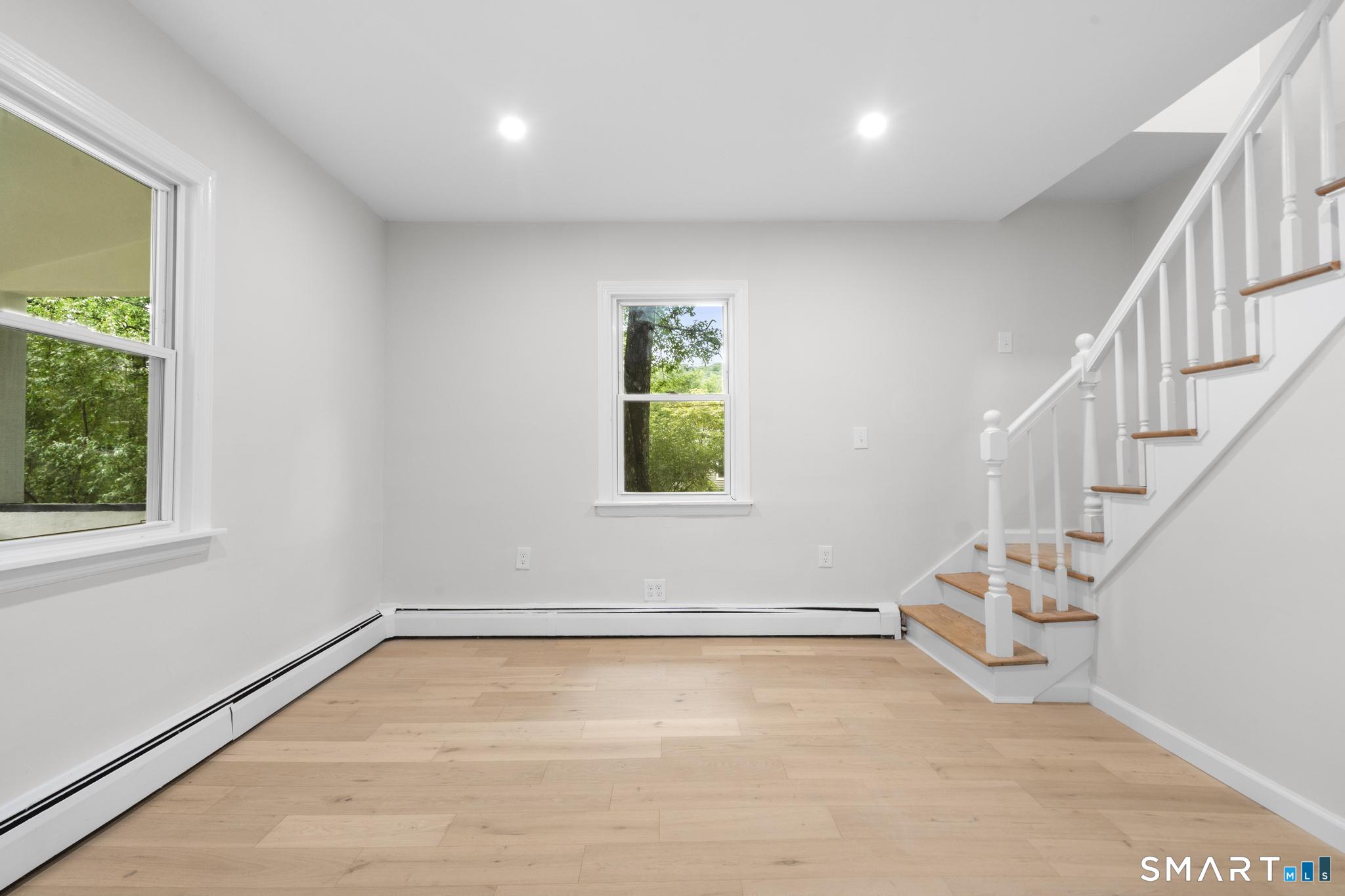 30 Barbara Avenue East Hampton CT 06424